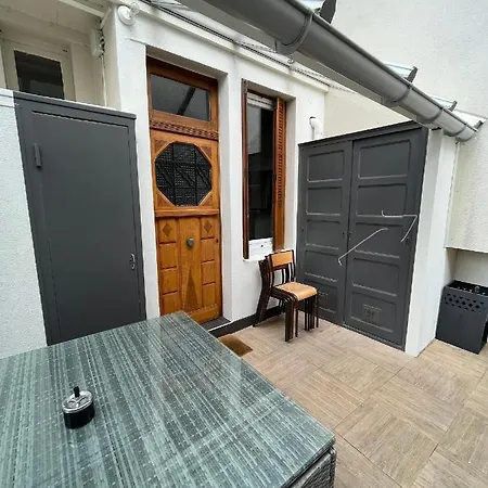 Appartamento Maison Ferrand *